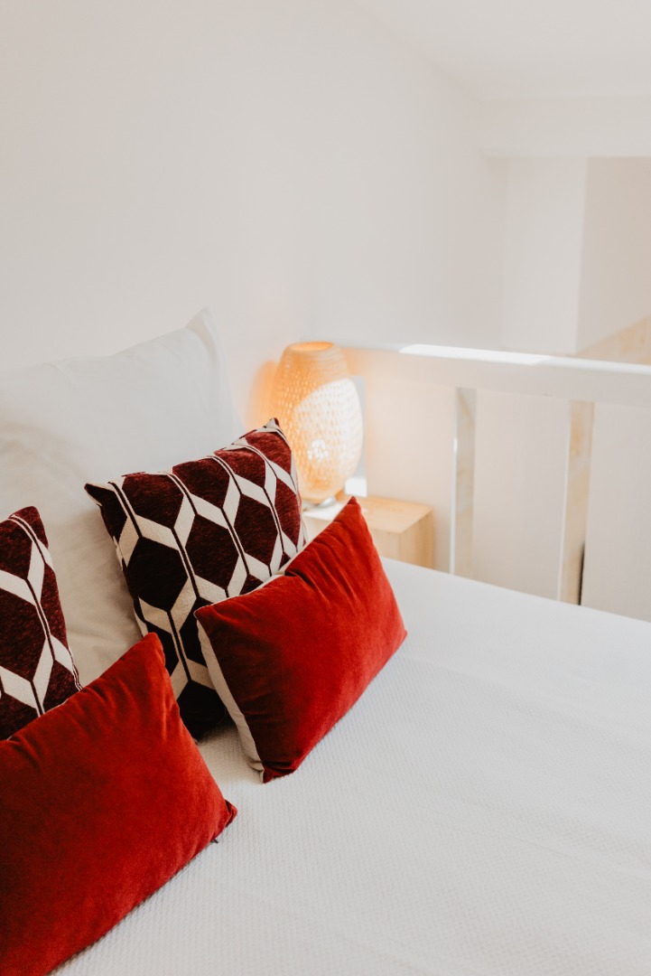 Location chambre duplex avec vue sur jardin proche de Bordeaux