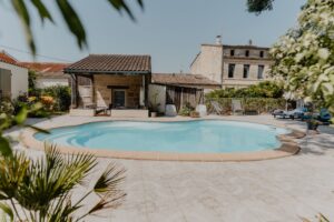 maison-d-hote-de-charme-avec-jardin-proche-de-bordeaux-le-coeur-des-vignes-9-1-1